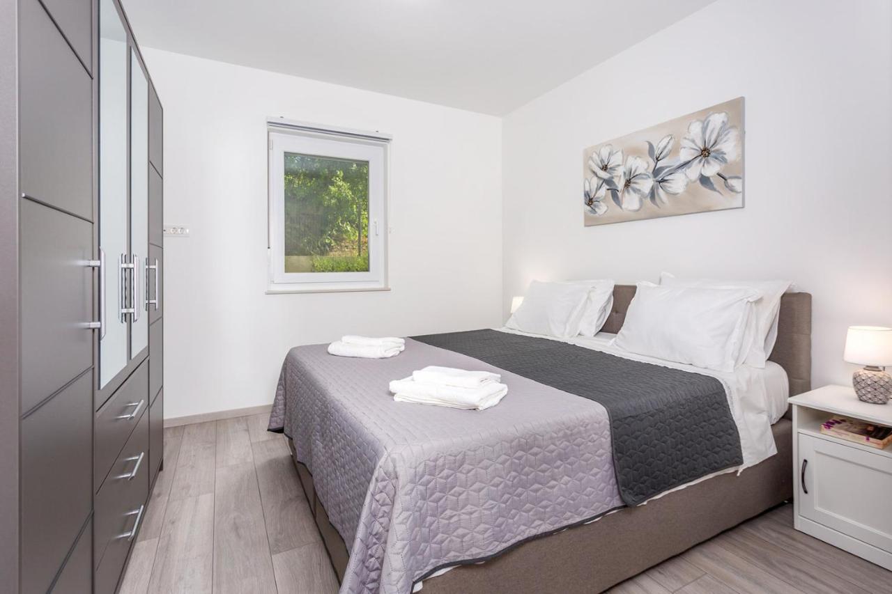 רייקה Kvarner Bay 4* - Apartments 1 & 3 מראה חיצוני תמונה