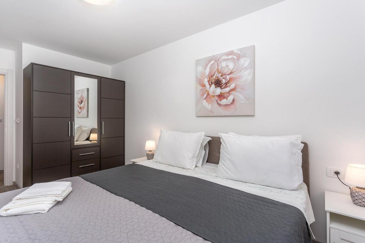 רייקה Kvarner Bay 4* - Apartments 1 & 3 מראה חיצוני תמונה