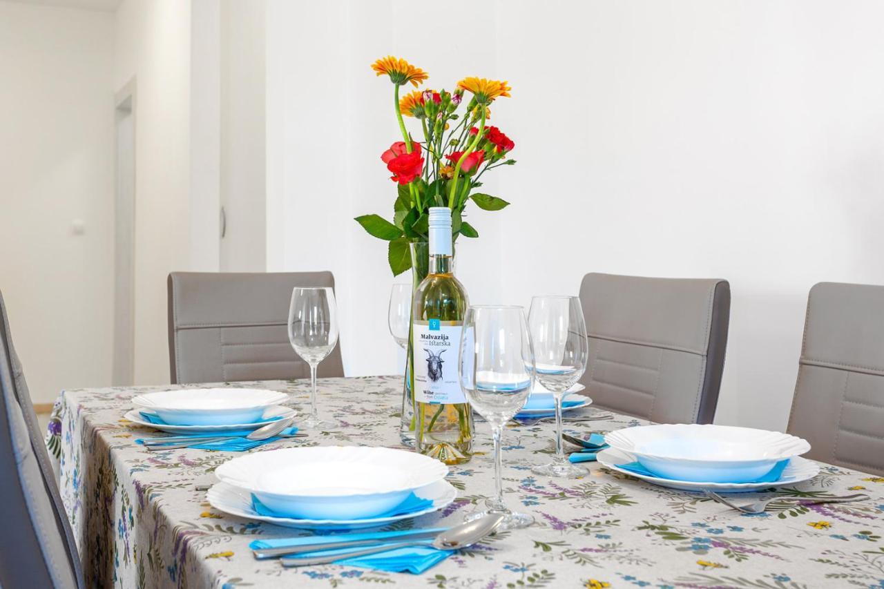 רייקה Kvarner Bay 4* - Apartments 1 & 3 מראה חיצוני תמונה
